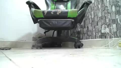 sr master cum its my old account online show from 04/29/26, 03:10