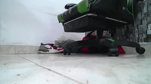 sr master cum its my old account online show from 04/29/26, 08:37