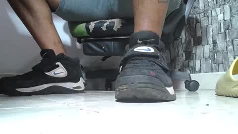 sr master cum its my old account online show from 05/19/26, 05:52
