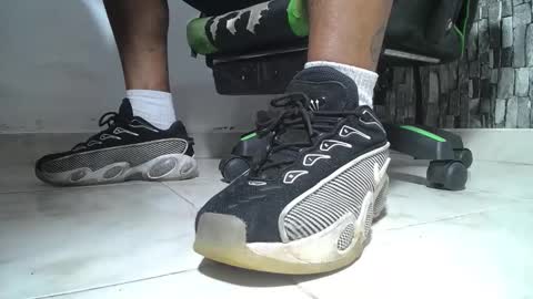 sr master cum its my old account online show from 06/07/26, 02:59