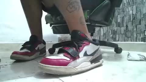 sr master cum its my old account online show from 07/07/26, 04:15
