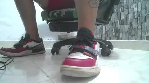 sr master cum its my old account online show from 07/27/26, 08:05