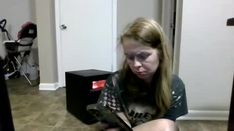 Snapshot of sriley386444137 chatting on 01/23/25, 06:49 sriley386444137 online show from 01/23/25, 06:49