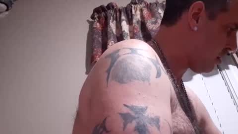 srnewton978 online show from 01/31/25, 02:37