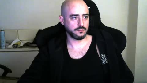 Snapshot of srtramposo chatting on 11/24/25, 12:27 srtramposo online show from 11/24/25, 12:27