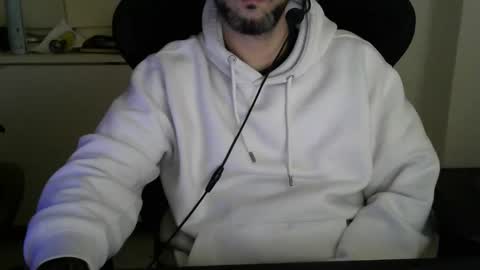 Snapshot of srtramposo chatting on 11/25/25, 05:13 srtramposo online show from 11/25/25, 05:13