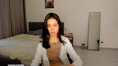 Snapshot of ssash1mii chatting on 01/27/25, 09:13 Hey guys i miss you so much  online show from 01/27/25, 09:13