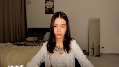 Snapshot of ssash1mii chatting on 02/02/25, 06:37 Hey guys i miss you so much  online show from 02/02/25, 06:37