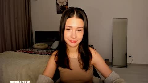 Snapshot of ssash1mii chatting on 02/03/25, 01:30 Hey guys i miss you so much  online show from 02/03/25, 01:30