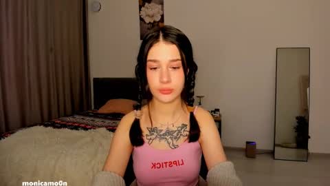 Snapshot of ssash1mii chatting on 02/07/25, 06:35 Hey guys i miss you so much  online show from 02/07/25, 06:35