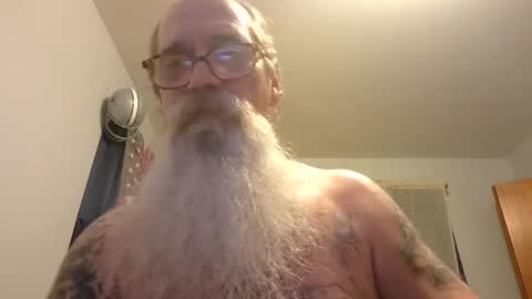 Snapshot of ssdrums3 chatting on 02/16/26, 04:41 ssdrums3 online show from 02/16/26, 04:41