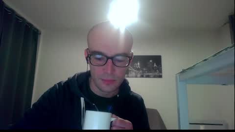 ssenzo online show from 01/08/25, 07:45