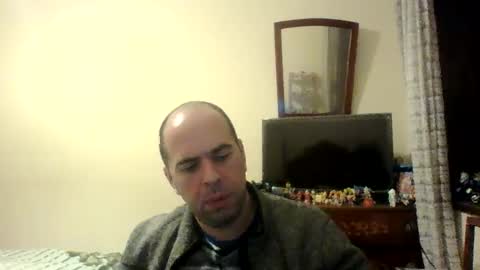 Snapshot of sstrasser chatting on 01/18/25, 01:08 ShYgUy online show from 01/18/25, 01:08