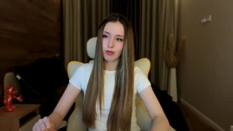 Snapshot of ssurf_time chatting on 07/17/26, 07:08 Chloe online show from 07/17/26, 07:08