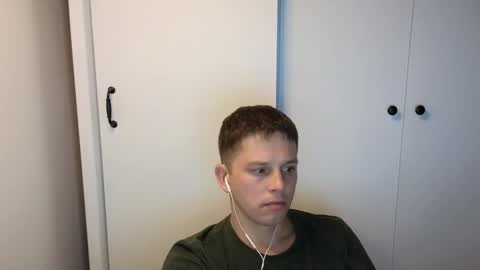 Snapshot of st1vemaster01 chatting on 10/06/25, 04:04 st1vemaster01 online show from 10/06/25, 04:04