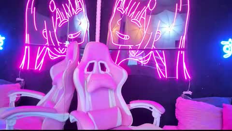 Snapshot of staarlightt chatting on 10/13/25, 09:26 staarlightt online show from 10/13/25, 09:26