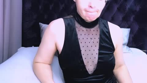 Snapshot of staceydarling chatting on 04/03/26, 07:50 staceydarling online show from 04/03/26, 07:50