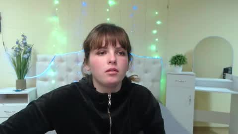 Stacey online show from 01/15/25, 06:54