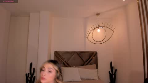 Stacy Woods online show from 05/04/26, 11:50