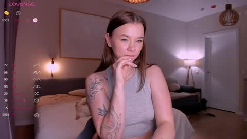 Emily online show from 01/07/25, 11:45