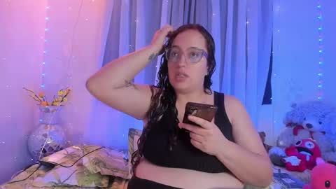 Snapshot of stacy_millerr chatting on 06/05/26, 10:32 Stacy Boobs online show from 06/05/26, 10:32
