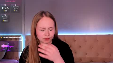 Snapshot of stacy_moorexx chatting on 05/08/26, 09:09 STACY online show from 05/08/26, 09:09