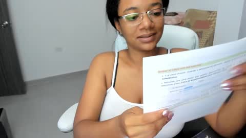 Zulma Yisset online show from 02/20/25, 01:46