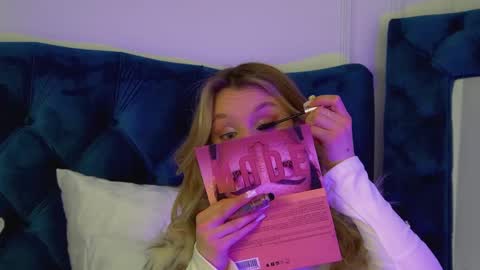 Snapshot of stacyevancesss chatting on 02/09/26, 06:34 StacyEvances online show from 02/09/26, 06:34