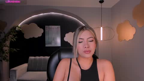 Im Stacy online show from 01/14/25, 10:17