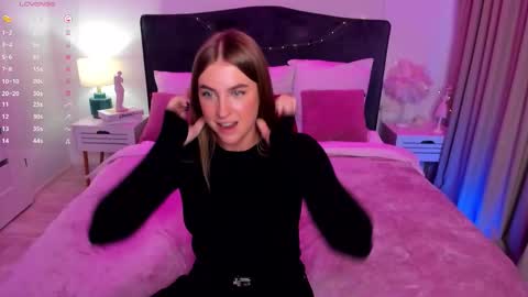 Stacy online show from 10/26/25, 01:17