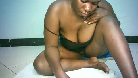 Snapshot of stacysweet69 chatting on 05/23/26, 03:05 all yours online show from 05/23/26, 03:05