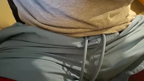 staeuber1 online show from 10/23/25, 02:55