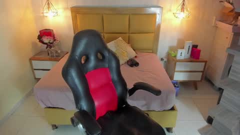 KEIMI  online show from 05/07/26, 03:34