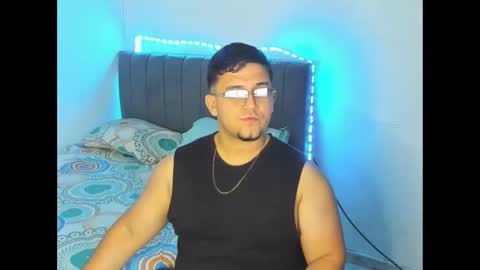 Snapshot of stan_davis chatting on 03/12/25, 02:30 anferney online show from 03/12/25, 02:30