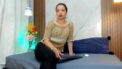 Snapshot of stangela_rivera chatting on 07/08/26, 12:09 Angel Rivera online show from 07/08/26, 12:09