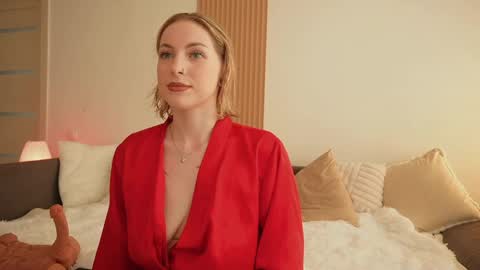Snapshot of stanovaya300kg chatting on 06/05/26, 02:45 Kristina online show from 06/05/26, 02:45