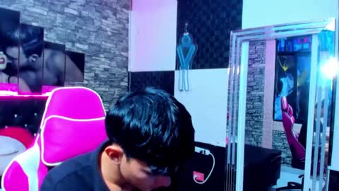 Snapshot of star_blew chatting on 12/02/24, 12:18 star_blew online show from 12/02/24, 12:18