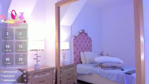 Star Doll online show from 10/10/25, 08:13