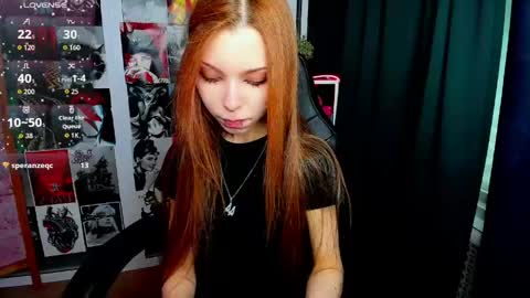 Snapshot of star_tarra chatting on 05/19/26, 01:56 Tarra online show from 05/19/26, 01:56