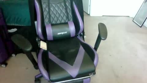 starella___saxxxton online show from 10/16/25, 05:03