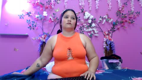 Snapshot of starfishanal21 chatting on 04/04/26, 01:15 alejandra online show from 04/04/26, 01:15