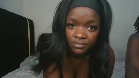 Snapshot of stargirl_lia chatting on 10/12/25, 02:38 lia online show from 10/12/25, 02:38