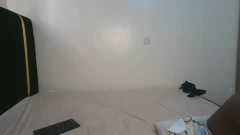 Snapshot of stargirl_lia chatting on 11/05/25, 06:46 lia online show from 11/05/25, 06:46