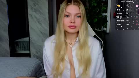Caroline online show from 05/22/26, 03:46