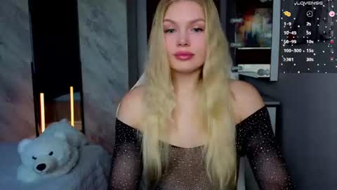 Caroline online show from 06/21/26, 03:20