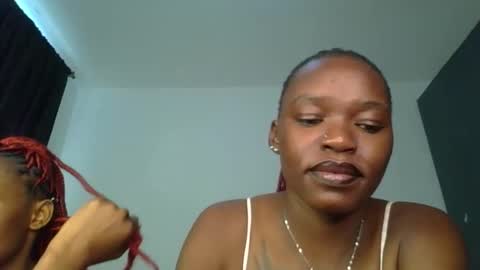 Snapshot of starlight_c chatting on 11/29/25, 07:22 starlight_c online show from 11/29/25, 07:22