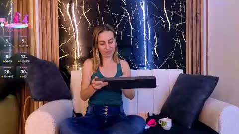 starlight_mature23_aws online show from 07/18/26, 08:45