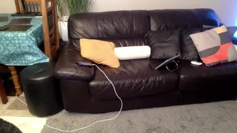 Snapshot of starpizzle chatting on 10/28/25, 07:16 Starpizzle online show from 10/28/25, 07:16