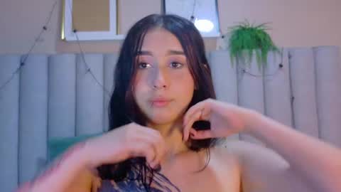 M O O N  online show from 07/14/26, 02:49