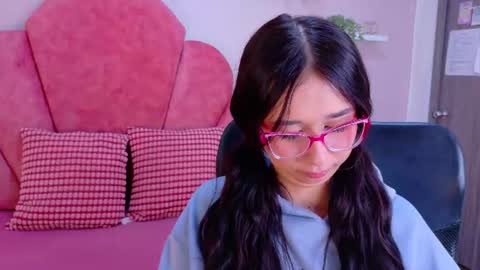 M O O N  online show from 07/23/26, 02:53